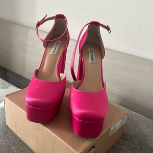 Tamy pink pumps-size 11
